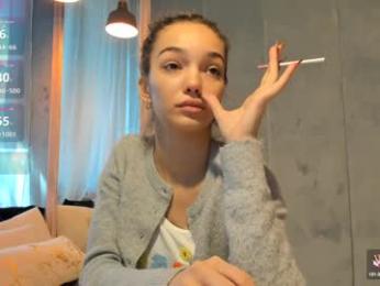 sassyt33n — Chaturbate recorded stream image, 19.09.2025 08:40