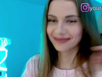 VikkiExtraCheese — Bongacams recorded stream image, 19.09.2025 08:20