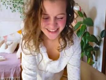 eli_sun — Chaturbate recorded stream image, 17.02.2025 09:30