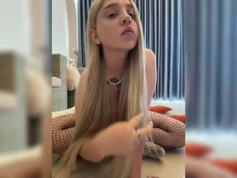 LittleDelora — Bongacams recorded stream screenshot (21 Sep 2025)