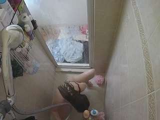 voyeurcam-baileybase-shower — Camsoda recorded stream image, 20.09.2025 13:00