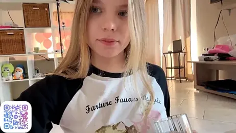 FruityXo — Stripchat recorded stream screenshot (22 Sep 2025)