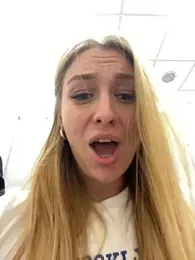 Sweet___Emily — Stripchat recorded stream image, 22.09.2025 14:10