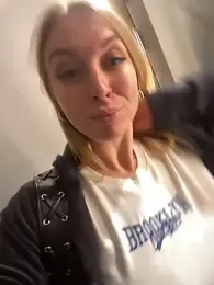 Sweet___Emily — Stripchat recorded stream image, 22.09.2025 14:10