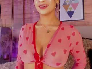 izzywild — Camsoda recorded stream image, 22.09.2025 11:00