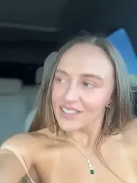 lunagirl13 — Stripchat recorded stream image, 22.09.2025 17:10