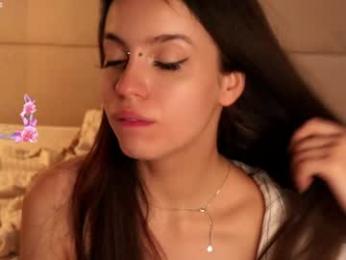 vivid_girls — Chaturbate recorded stream image, 23.09.2025 07:20