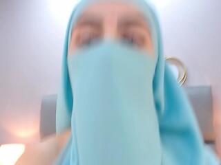 Aliah Manzur — Flirt4free recorded stream screenshot (23 Sep 2025)