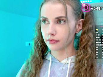 VikkiExtraCheese — Bongacams recorded stream image, 23.09.2025 12:10