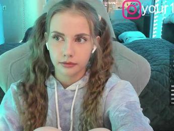 VikkiExtraCheese — Bongacams recorded stream image, 23.09.2025 12:10