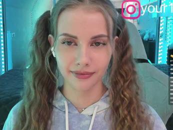 VikkiExtraCheese — Bongacams recorded stream image, 23.09.2025 12:10