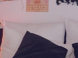 Emma Wilde — Flirt4free recorded stream image, 24.09.2025 03:20