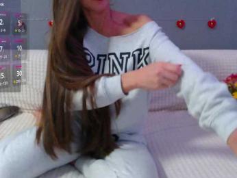 Icehotangel — Bongacams recorded stream screenshot (17 Feb 2025)