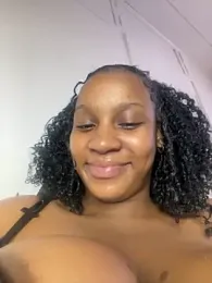 Candy_Love_18 — Stripchat recorded stream image, 25.09.2025 06:30