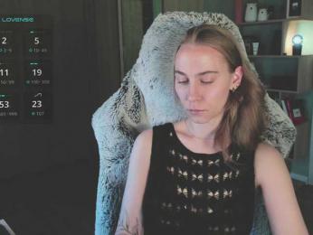 Adamova_Eva — Bongacams recorded stream screenshot (27 Sep 2025)