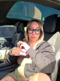 Giuliana_baby — Stripchat recorded stream screenshot (28 Sep 2025)