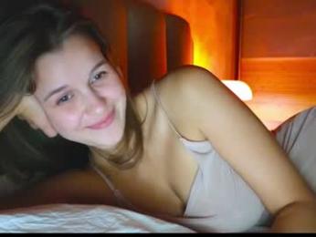 eli_sun — Chaturbate recorded stream image, 29.09.2025 09:30