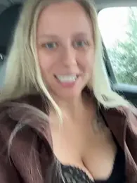 lunawolf21 — Stripchat recorded stream image, 30.09.2025 06:30