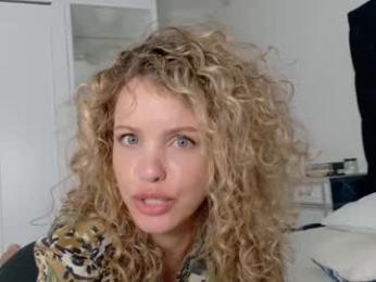 theislandgirl — Chaturbate recorded stream image, 30.09.2025 21:40