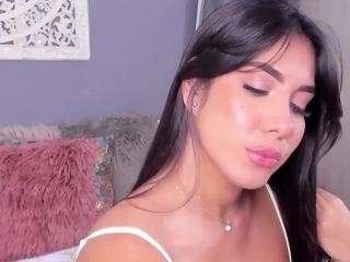 taniafernandez — Camsoda recorded stream image, 18.02.2025 17:10