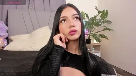 emy_bonita1 — Stripchat recorded stream image, 02.10.2025 00:00