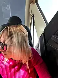 Giuliana_baby — Stripchat recorded stream screenshot (02 Oct 2025)