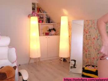 brilliantvictoria — Chaturbate recorded stream screenshot (02 Oct 2025)