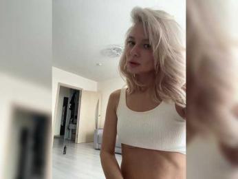 -Molly- — Bongacams recorded stream image, 19.02.2025 03:20