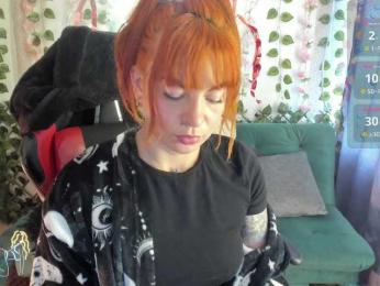 Cocochanell — Bongacams recorded stream screenshot (03 Oct 2025)