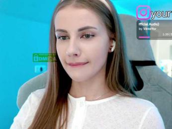 VikkiExtraCheese — Bongacams recorded stream image, 03.10.2025 15:50