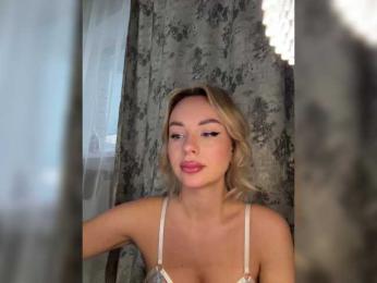 Mila-m — Bongacams recorded stream image, 04.10.2025 13:10