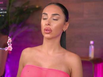 KairaAndrews — Bongacams recorded stream screenshot (04 Oct 2025)