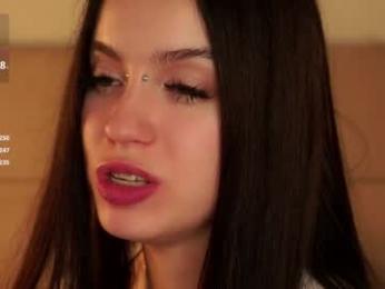 vivid_girls — Chaturbate recorded stream image, 05.10.2025 07:00