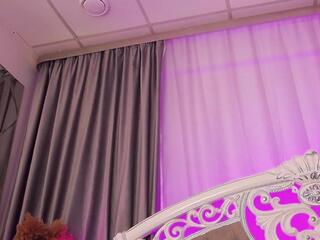 Zoe Niickels — Flirt4free recorded stream screenshot (06 Oct 2025)