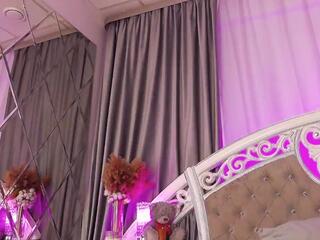 Zoe Niickels — Flirt4free recorded stream screenshot (06 Oct 2025)