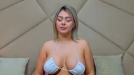 ChloeFrost — Stripchat recorded stream image, 06.10.2025 05:00