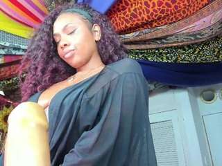 elizagrey — Camsoda recorded stream image, 06.10.2025 11:00