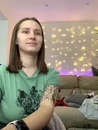 HotCaramellsTV — Stripchat recorded stream image, 07.10.2025 10:00