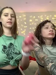 HotCaramellsTV — Stripchat recorded stream image, 07.10.2025 10:00