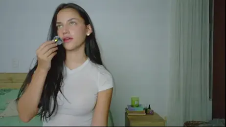 GrettaBenett — Stripchat recorded stream image, 07.10.2025 21:20