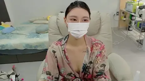 Kor_Cat — Stripchat recorded stream image, 08.10.2025 13:50