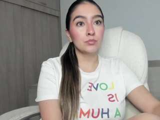alexyferrer — Camsoda recorded stream image, 08.10.2025 23:30