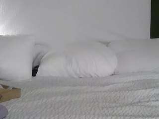 tastethepeach — Camsoda recorded stream screenshot (09 Oct 2025)