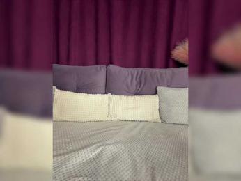 _EUPHORIAA_ — Bongacams recorded stream image, 19.02.2025 17:30