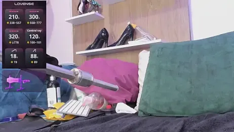 -camila-cooper-_ — Stripchat recorded stream image, 09.10.2025 13:20