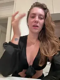 MariiD — Stripchat recorded stream image, 10.10.2025 05:40
