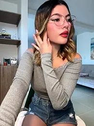 Your_Honeey — Stripchat recorded stream image, 10.10.2025 20:50