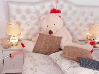 Mia Donatti — Flirt4free recorded stream screenshot (27 Jan 2025)