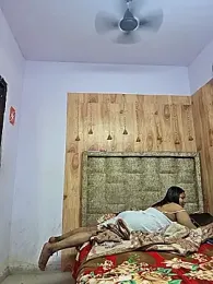MOM-SUN-COUPLE — Stripchat recorded stream image, 11.10.2025 07:10