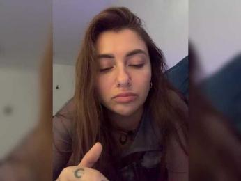 WILDGIRL — Bongacams recorded stream image, 12.10.2025 04:50